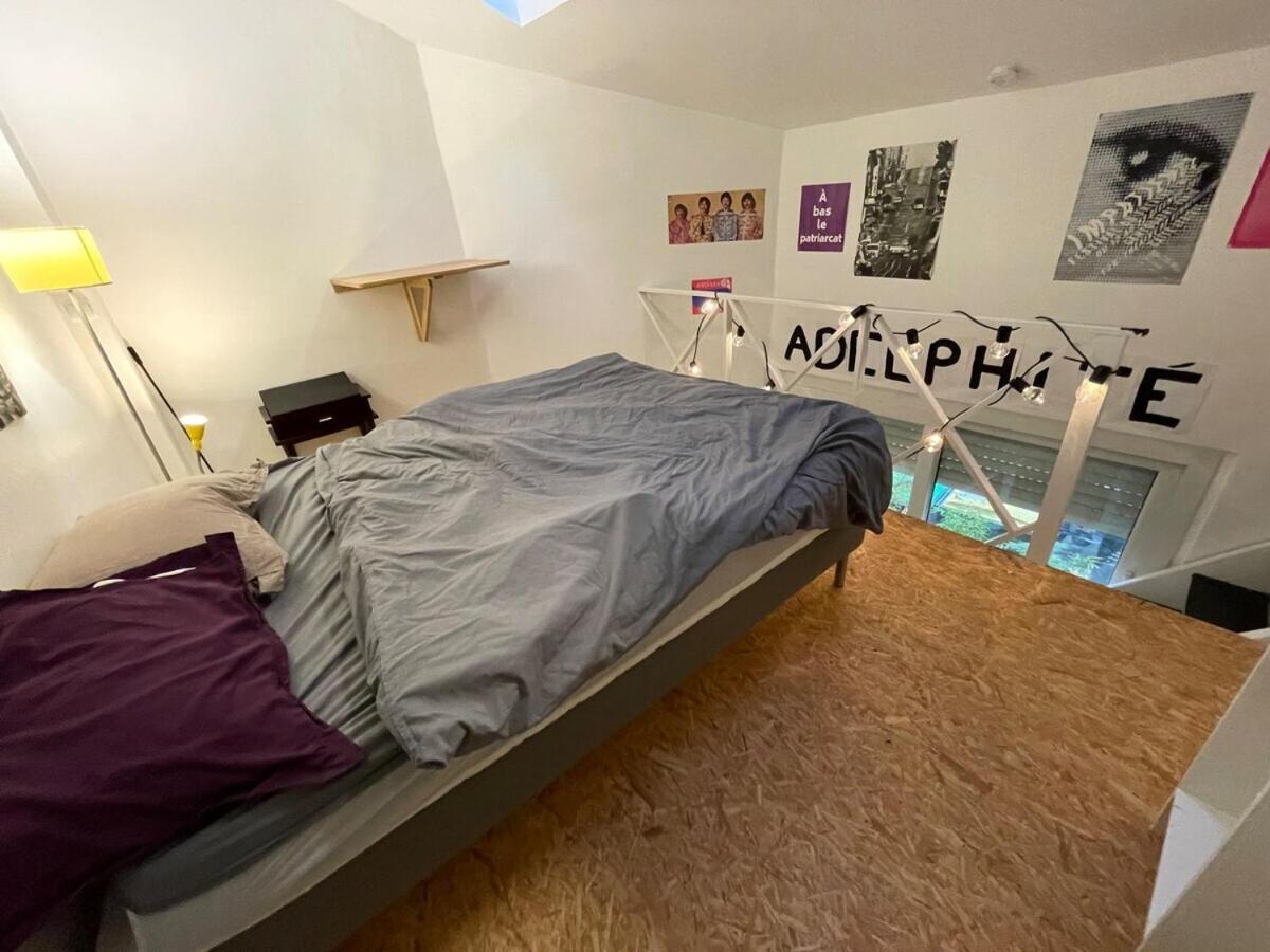 Appartement Maisonnette En Duplex 25 M2, Porte De Paris Pantin