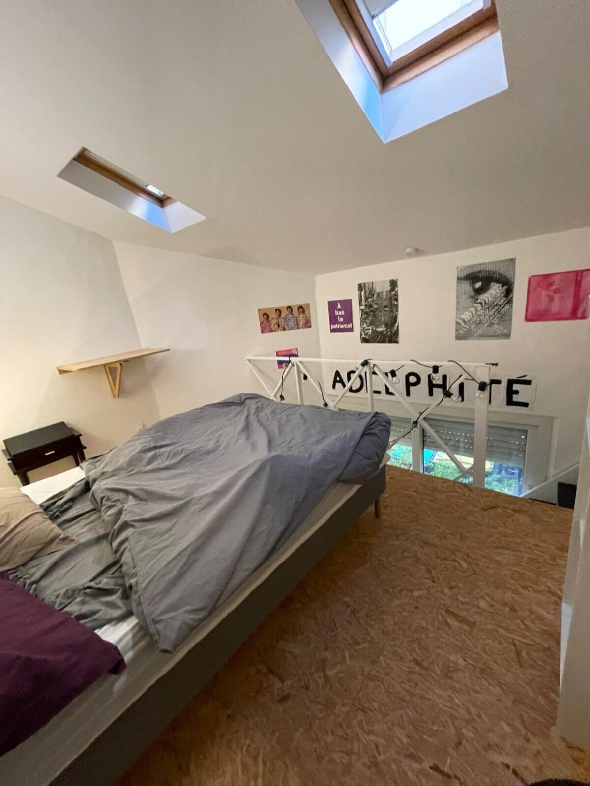 Appartement Maisonnette En Duplex 25 M2, Porte De Paris Pantin